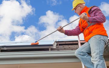 Mesur Y Dorth soft wash roof cleaning